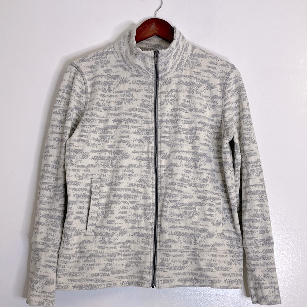 Zyia Active Cream Gray Full Zip Exercise Fitness Lightweight Jacket Women’s M